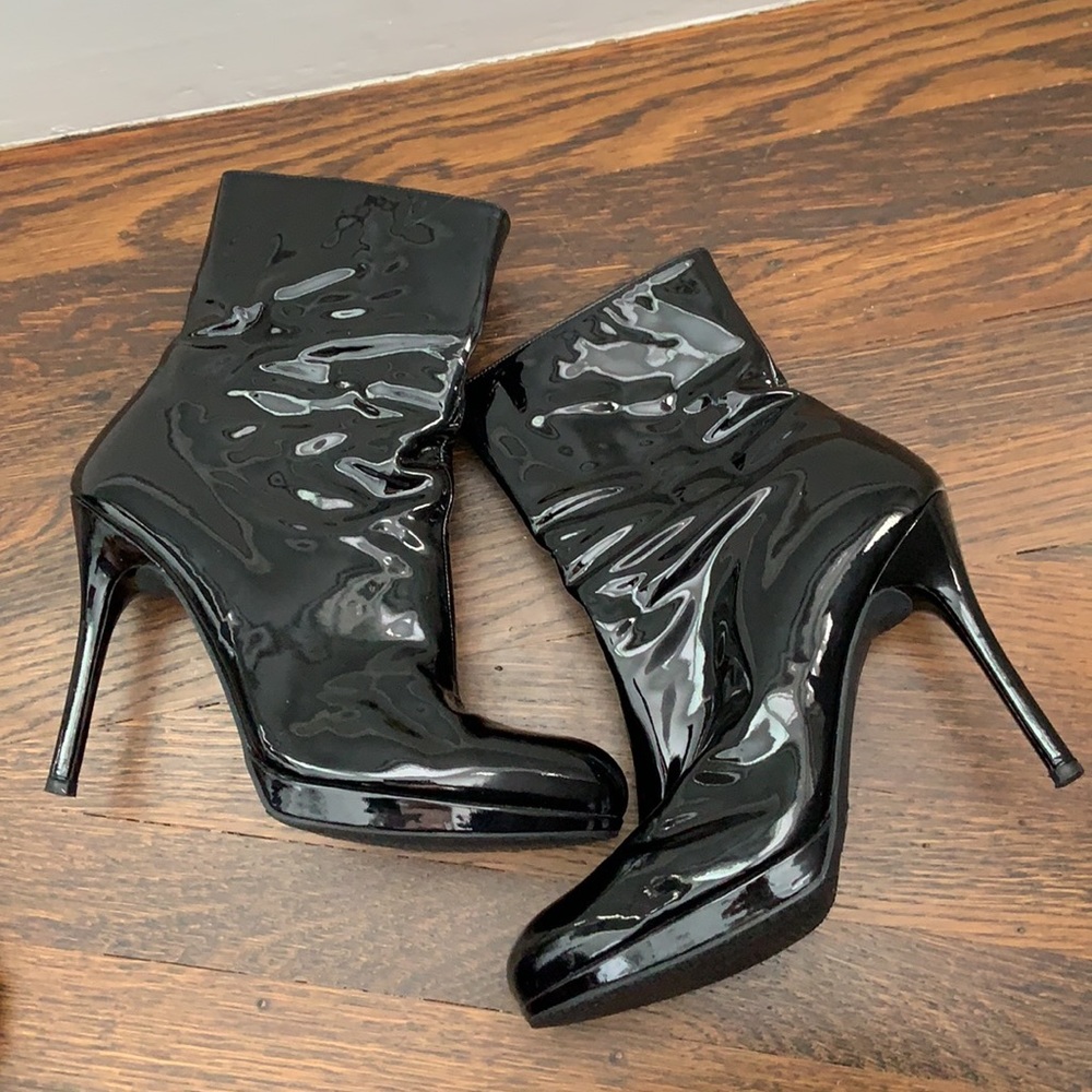 Stuart Weitzman Black Patent Leather Boots